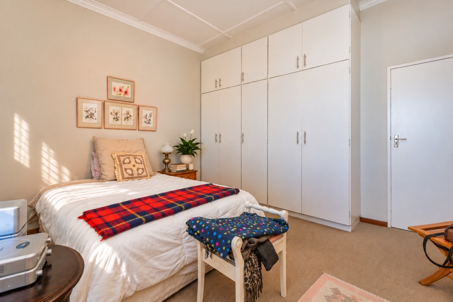2 Bedroom Property for Sale in Green Point Western Cape